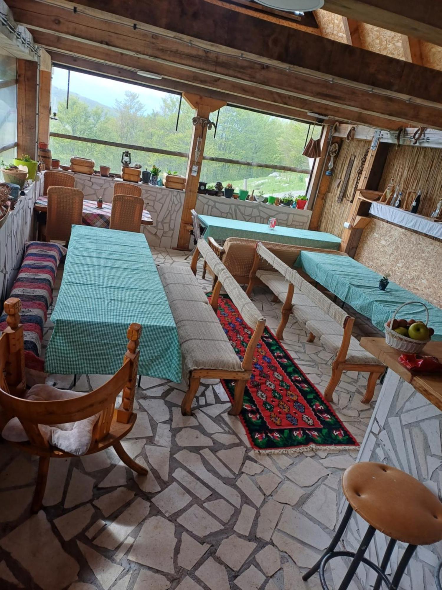 Hotel Katun Ljeljenak Plužine Esterno foto